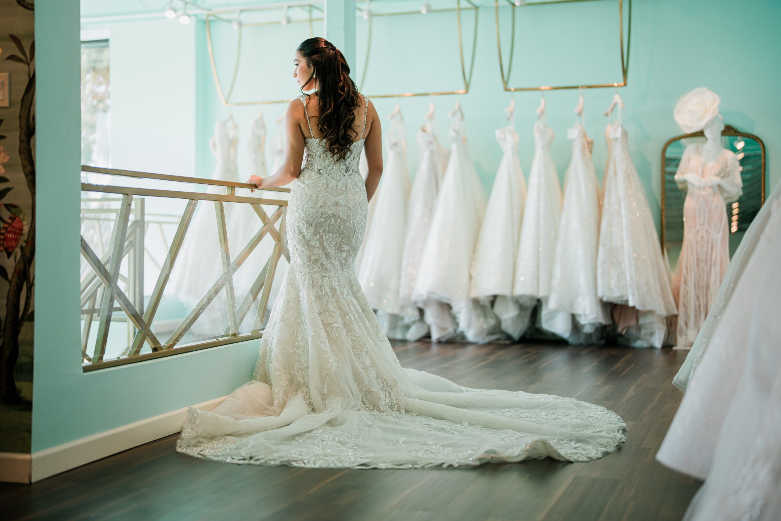 Unveiling the Glamour: Bridal Trends for 2024 